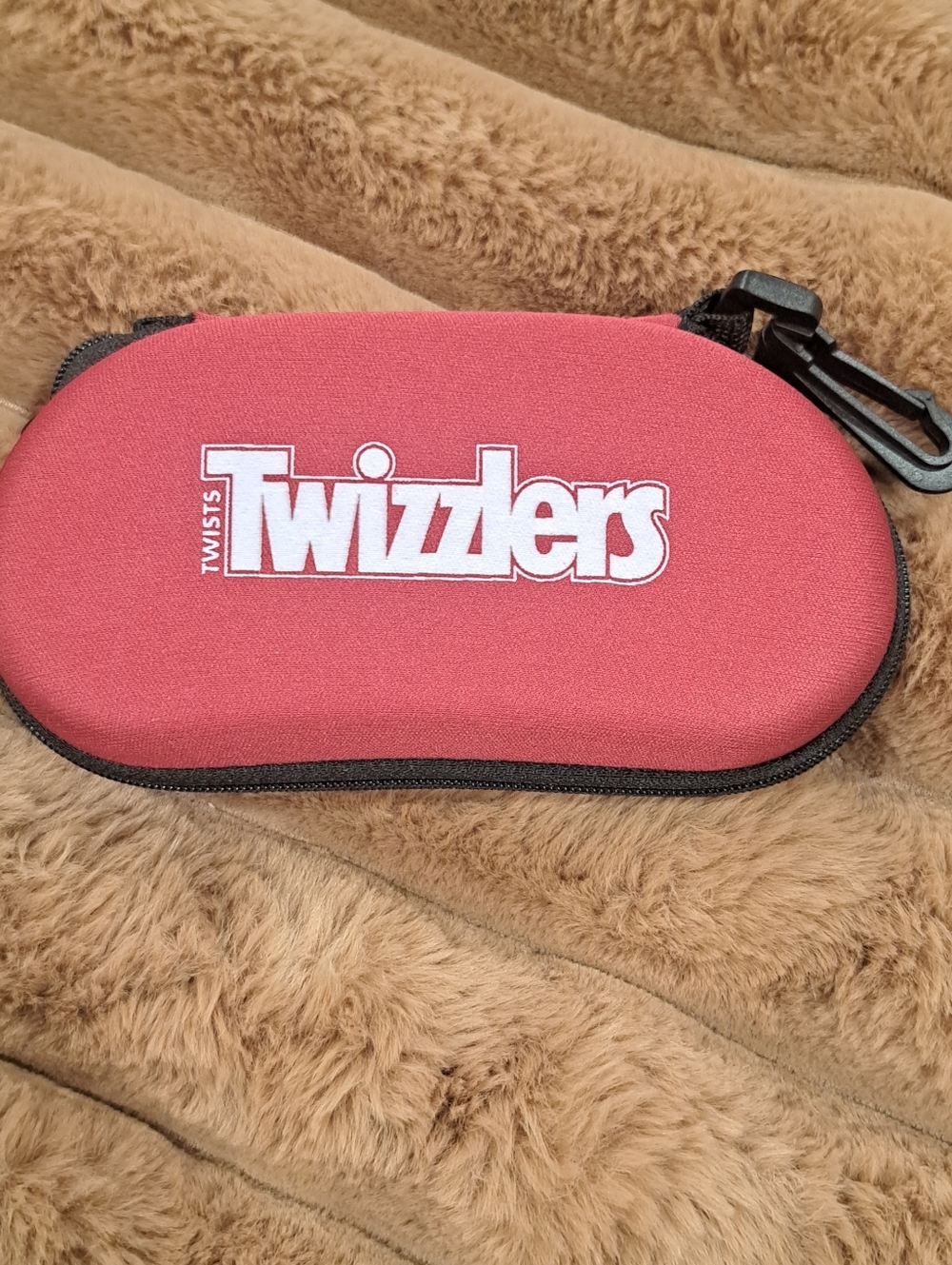 Tifosi Twizzler Twizz The Day Away Red Lens Sunglasses With Case, Sticker, Wipe - Picture 2 of 6